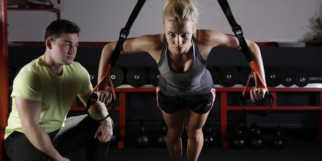 pexels-pixabay-414029 personal trainer
